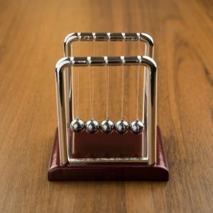 Колыбель Ньютона (малая)