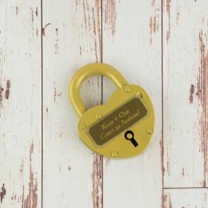 Свадебный замок с гравировкой