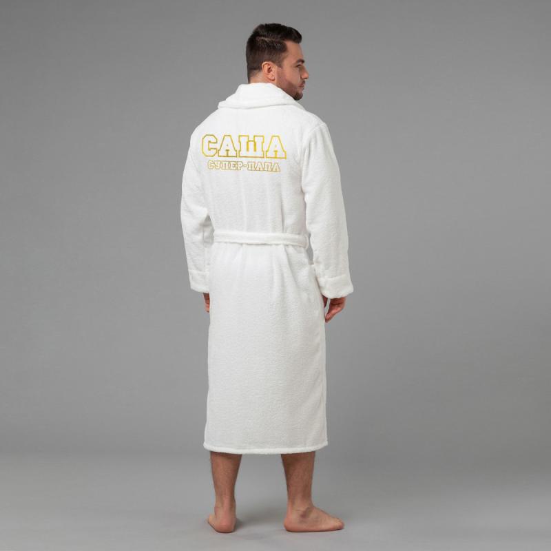 Мужской халат с вышивкой 