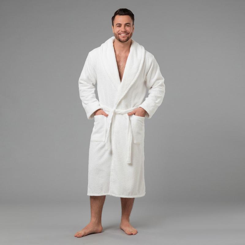 Мужской халат со своим текстом вышивки (белый)