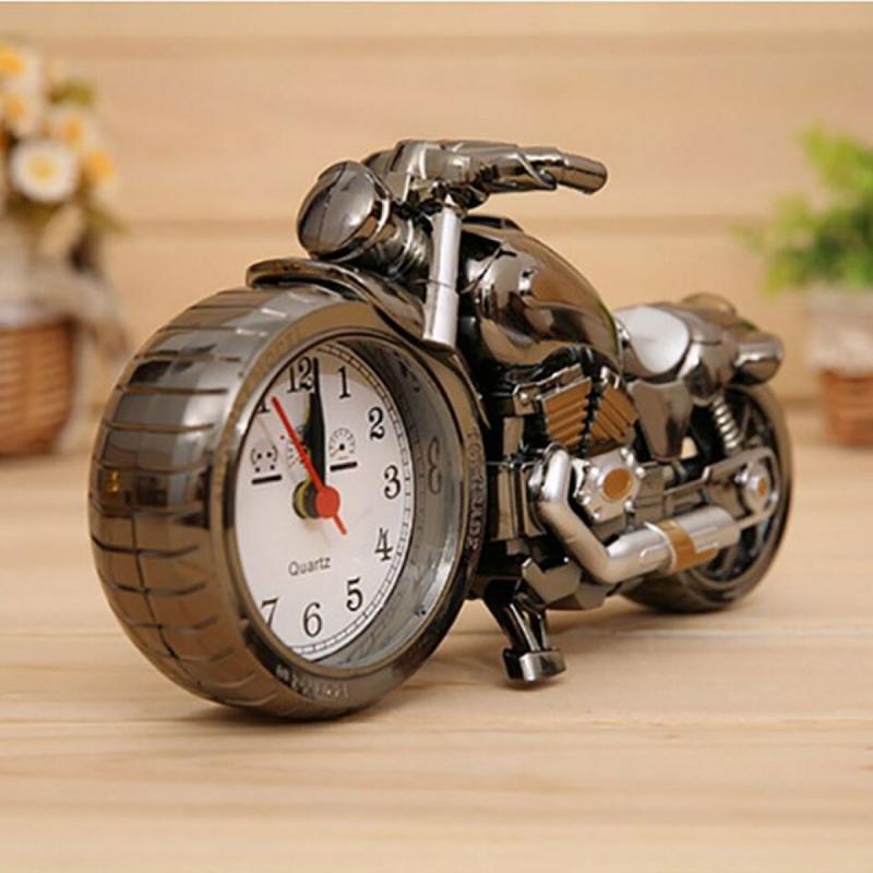 Часы-будильник 