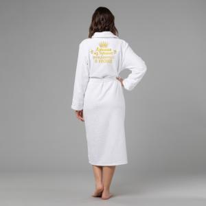 Женский халат с вышивкой 