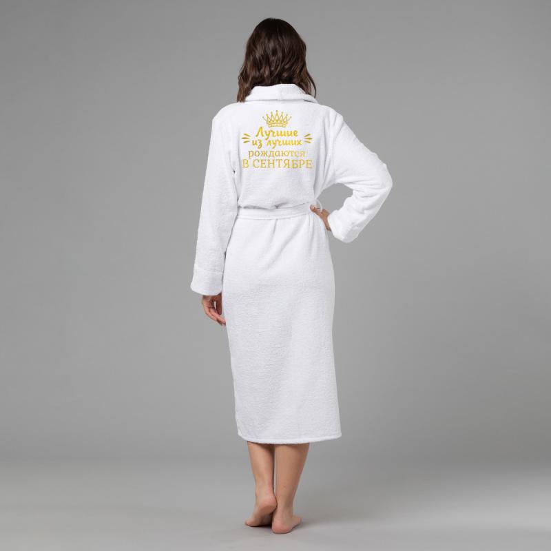 Женский халат с вышивкой 