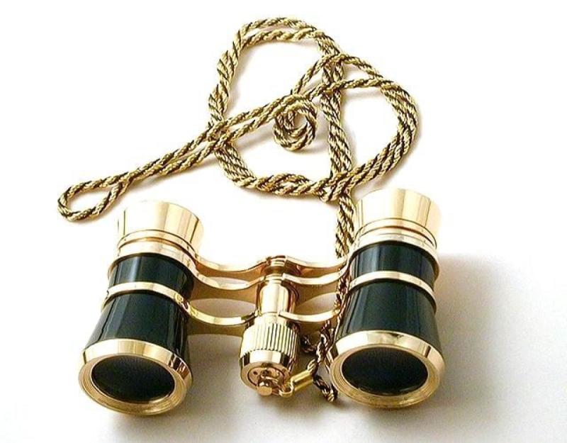 Театральный бинокль черный с шнурком