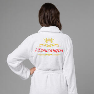 Женский халат с вышивкой 